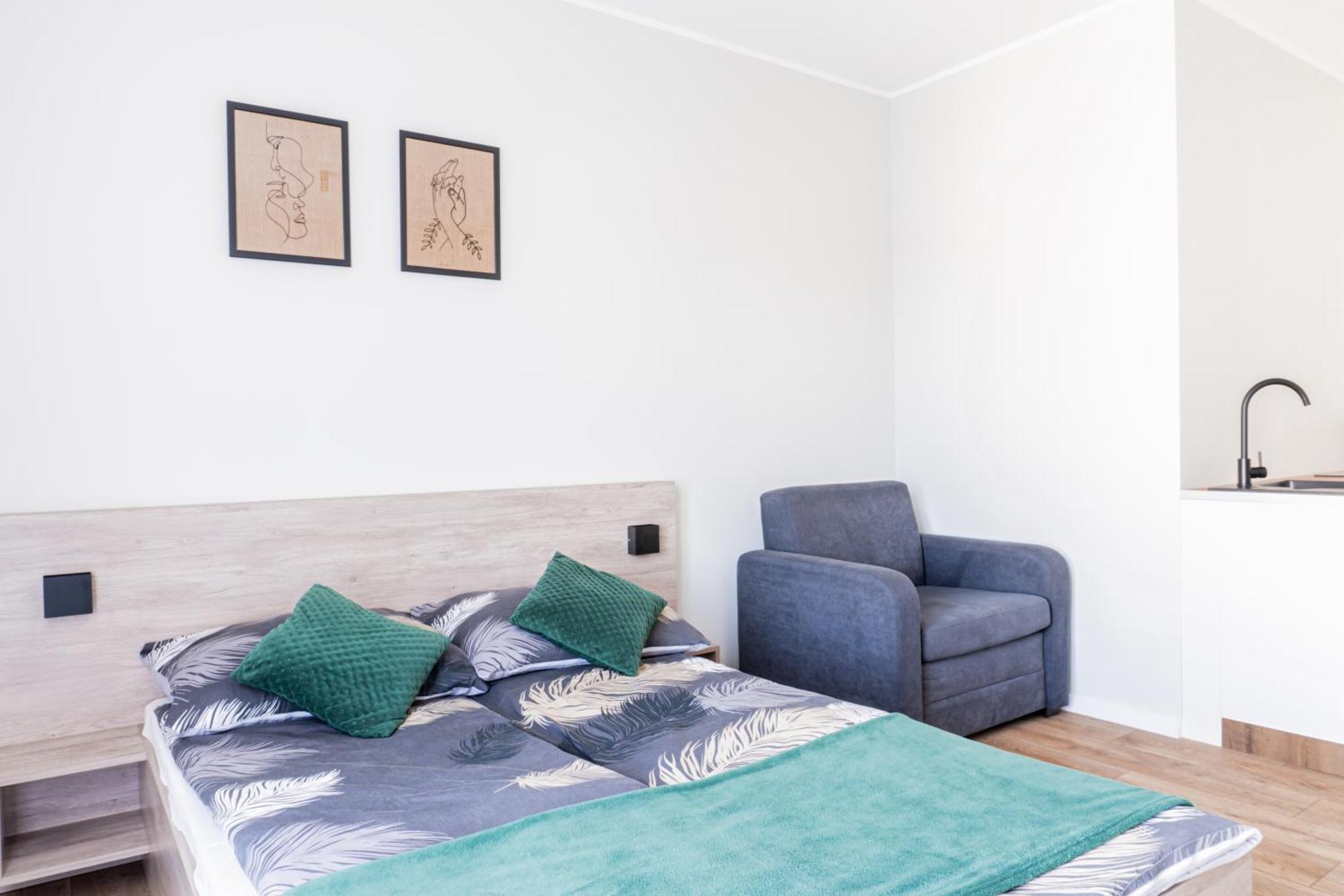 Domki I Apartamenty Kacper- Swietna Lokalizacja Blisko Plazy Ostrowo  Exterior photo
